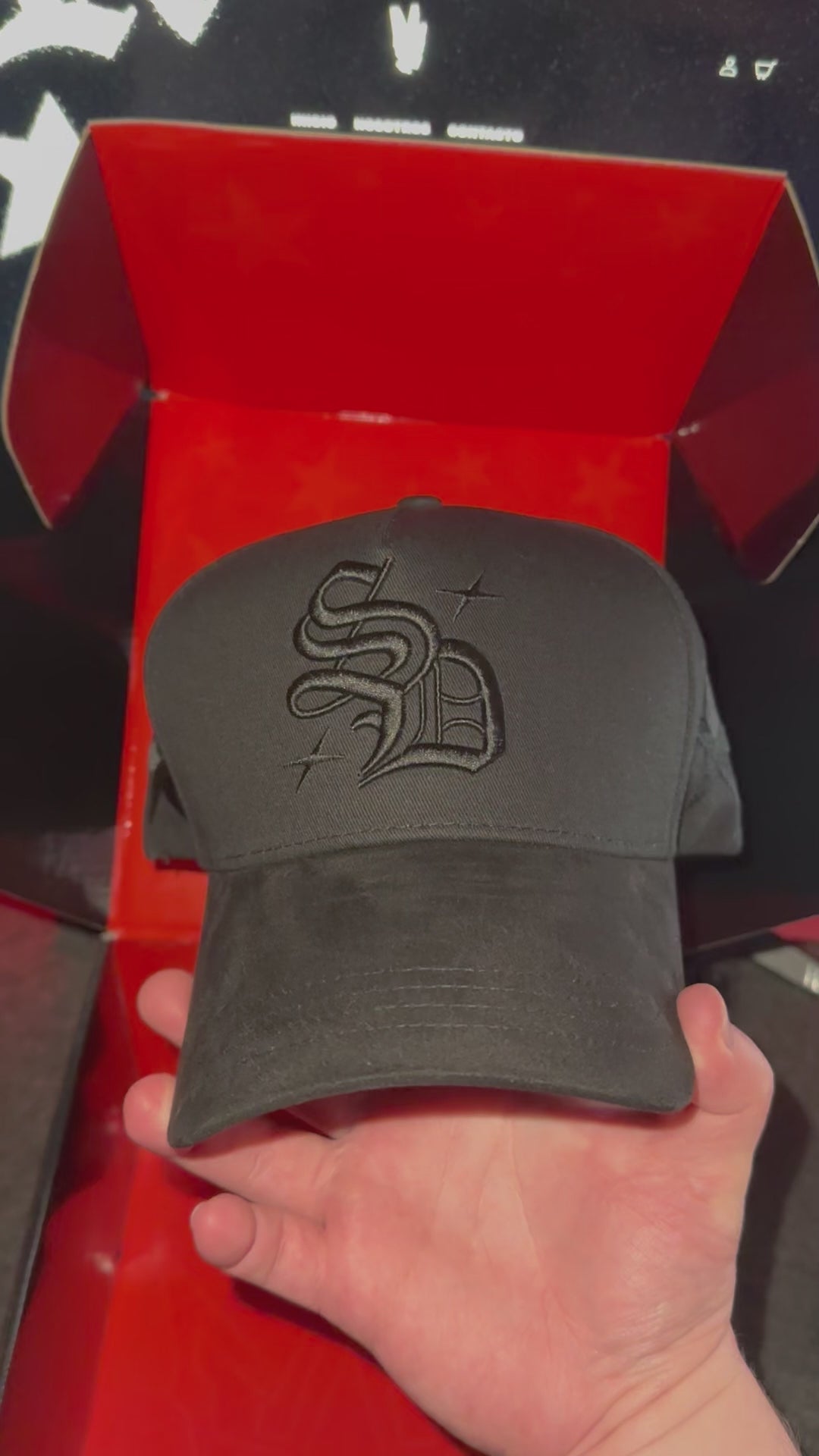 Video de la gorra negra con estrellas SD Black Stars edición limitada